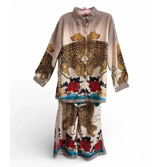 Wild Patter Print Boutique Wide Leg Pant Lounge Set size Small NEW - Picture 2 of 12